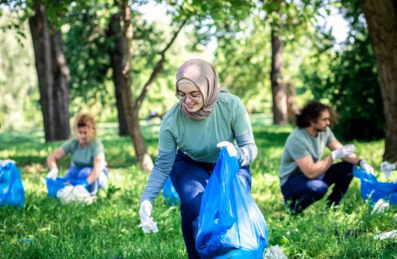 British Muslims Donate Four Times the National Average to Charity